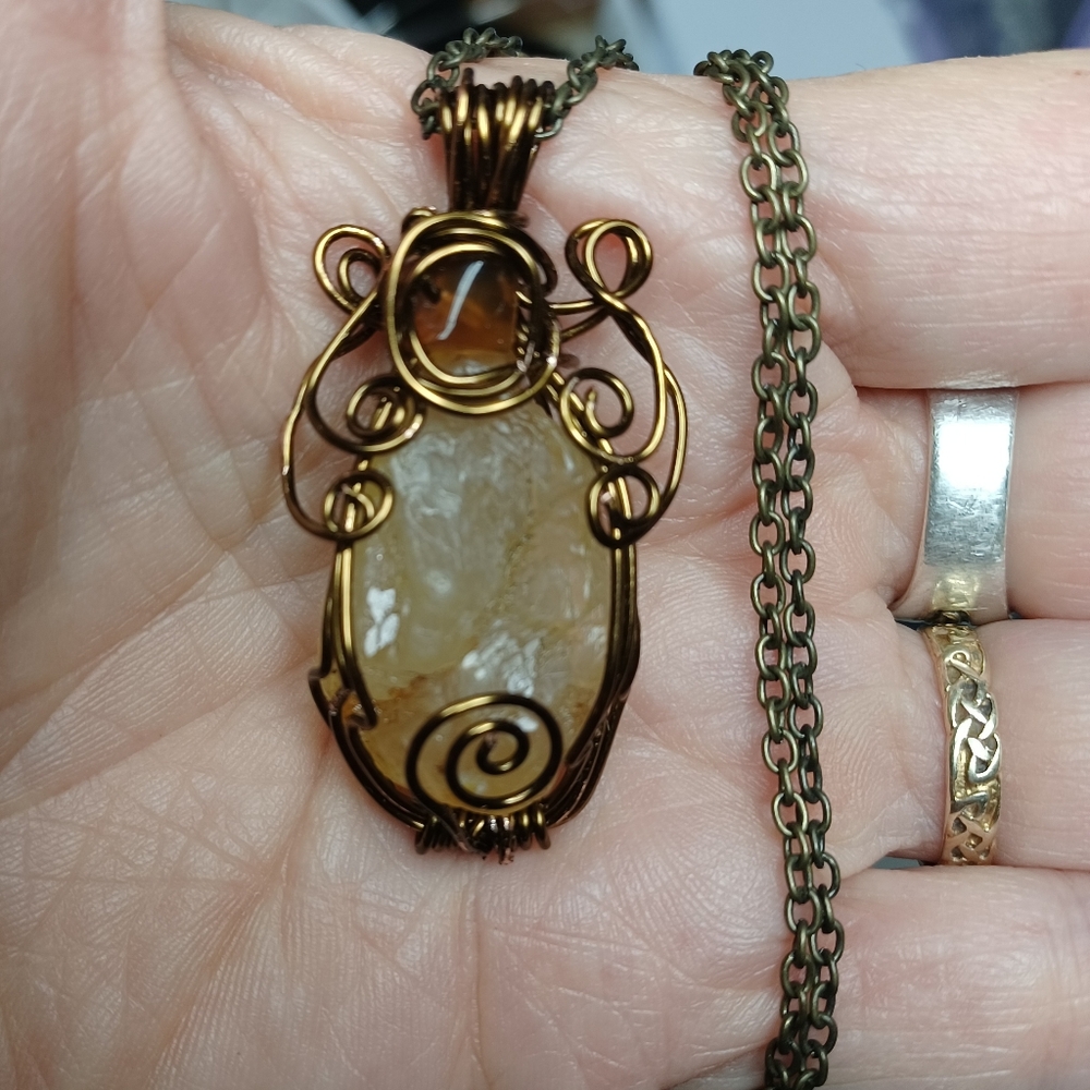 Jewelry - Picture 5 of 10